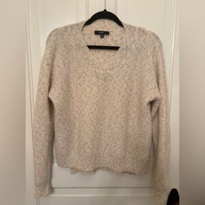 Lulus Cream V-Neck Sweater XS